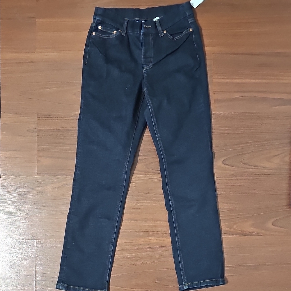 Elegant Midnight Blue Women's Skinny Jeans